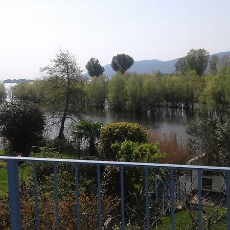 Una Finestra Sul Lago..Appartamento Verbania Exterior foto